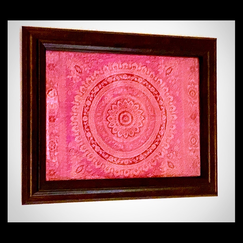Indian ethnic wall decor! #Hoemoffice #silkfabric